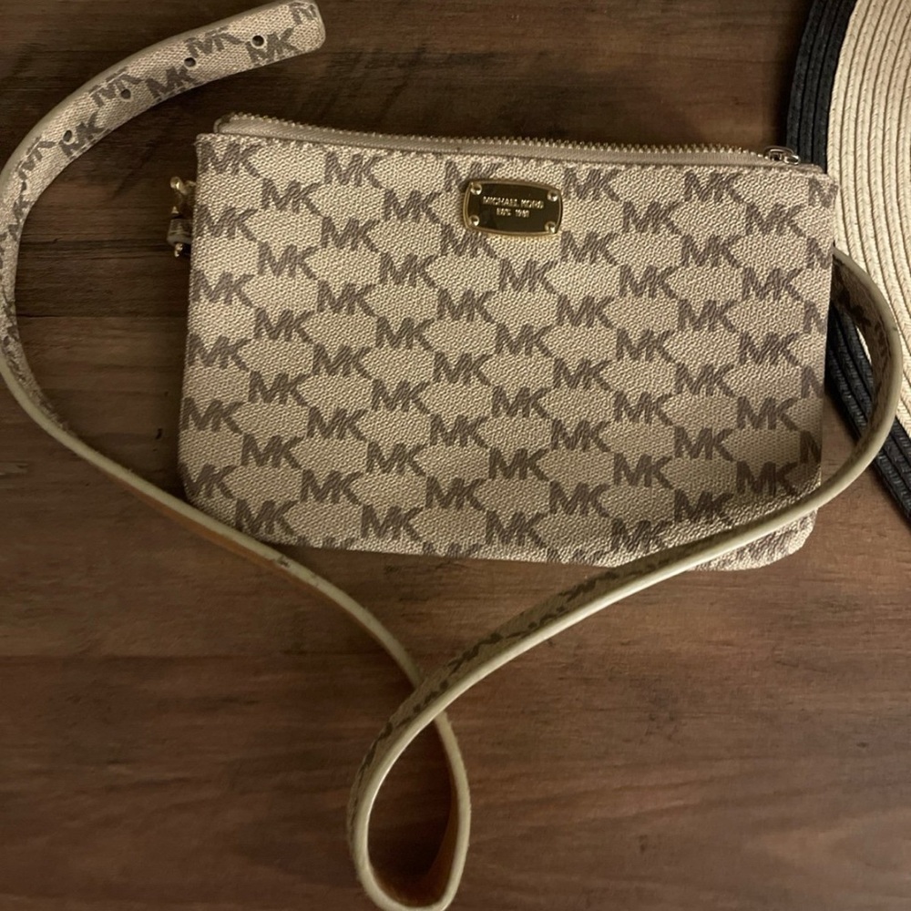 Michael Kors Belt Bag